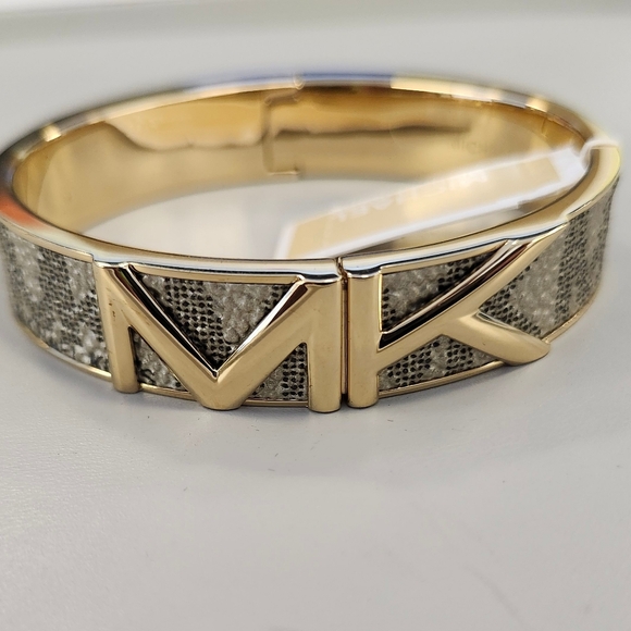 NWT Michael Kors Gold & Vanilla Bangle Bracelet MKJ8018710 - Picture 2 of 5